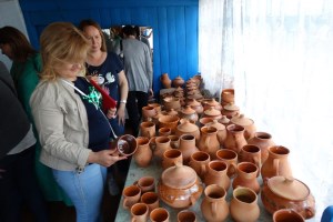 В гостях у заслуженного гончара Ивана Бибика